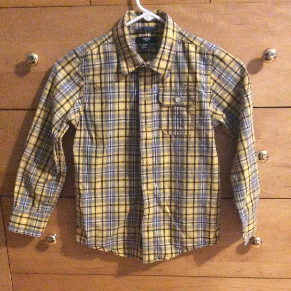 Boy size 6/7 long sleeve button up